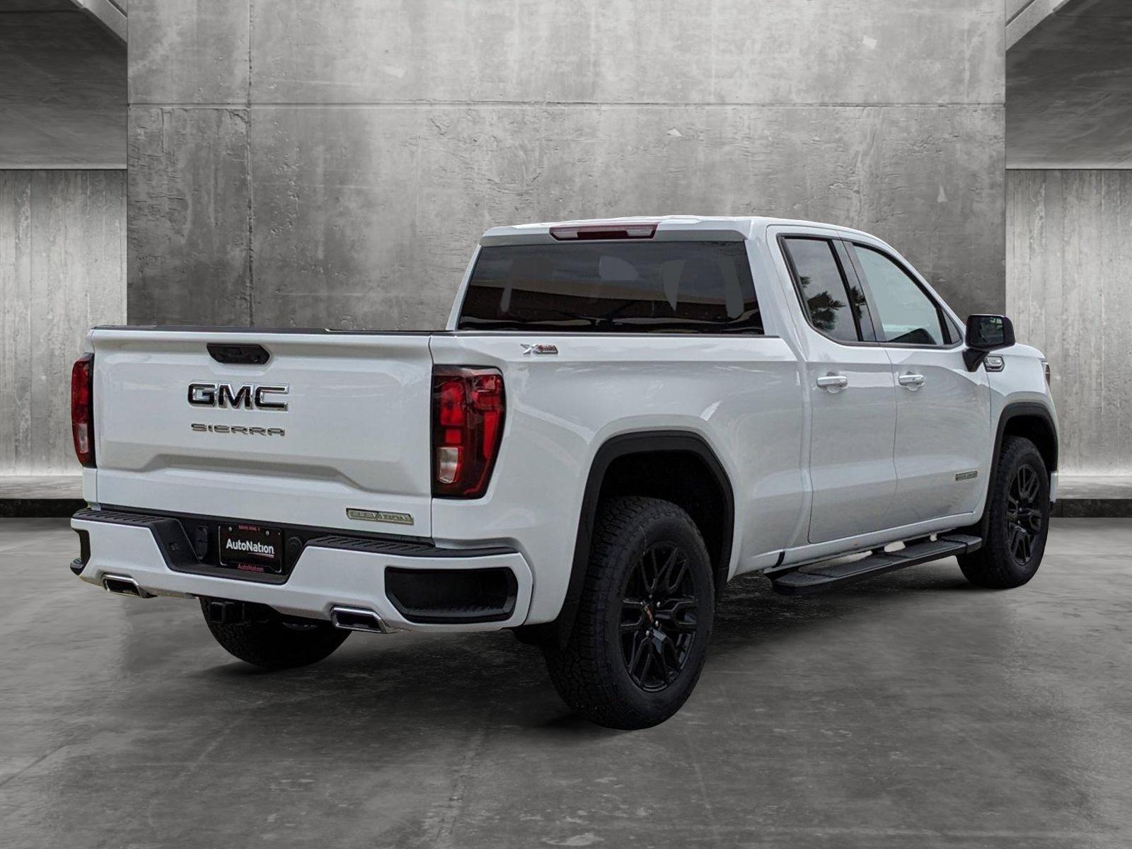 2024 GMC Sierra 1500 Vehicle Photo in GOLDEN, CO 80401-3850