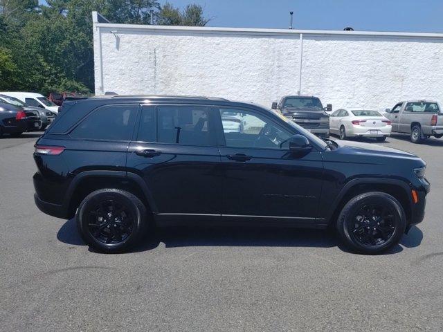 Used 2022 Jeep Grand Cherokee Limited with VIN 1C4RJHBG5N8586023 for sale in Raynham, MA