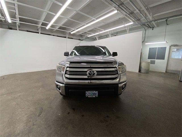 2016 Toyota Tundra 4WD Truck Vehicle Photo in PORTLAND, OR 97225-3518