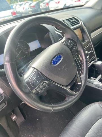 2017 Ford Explorer Vehicle Photo in Salem, OR 97301