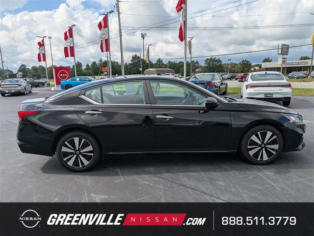 Used 2021 Nissan Altima SV with VIN 1N4BL4DV4MN365325 for sale in Greenville, NC