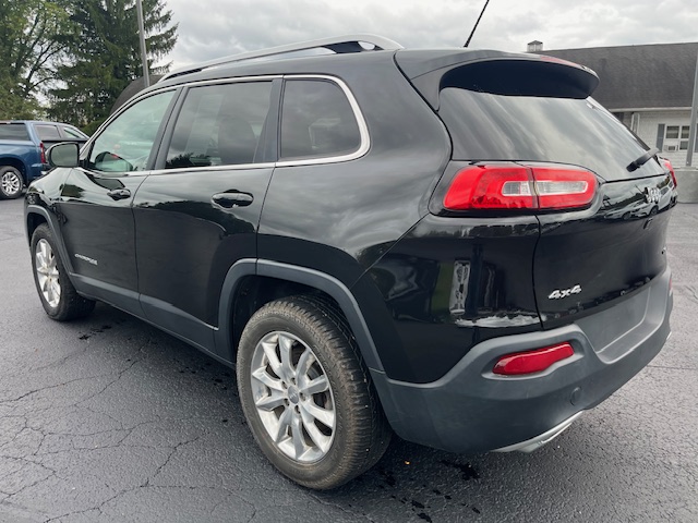 2015 Jeep Cherokee Vehicle Photo in CORRY, PA 16407-0000