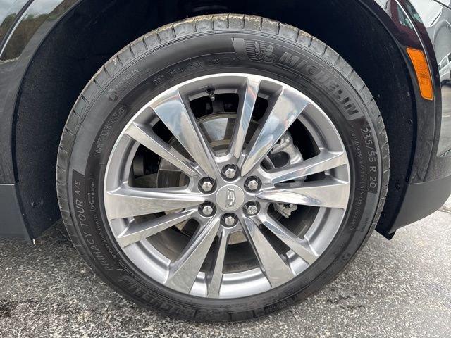 2023 Cadillac XT5 Vehicle Photo in MEDINA, OH 44256-9631