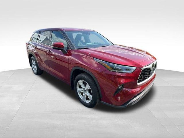 2021 Toyota Highlander Vehicle Photo in MEDINA, OH 44256-9631