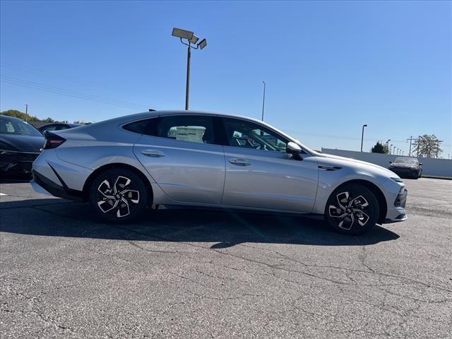 2024 Hyundai SONATA Vehicle Photo in O'Fallon, IL 62269