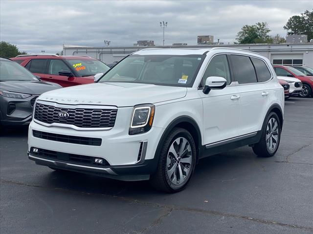 Used 2020 Kia Telluride EX with VIN 5XYP34HC3LG070375 for sale in Hixson, TN