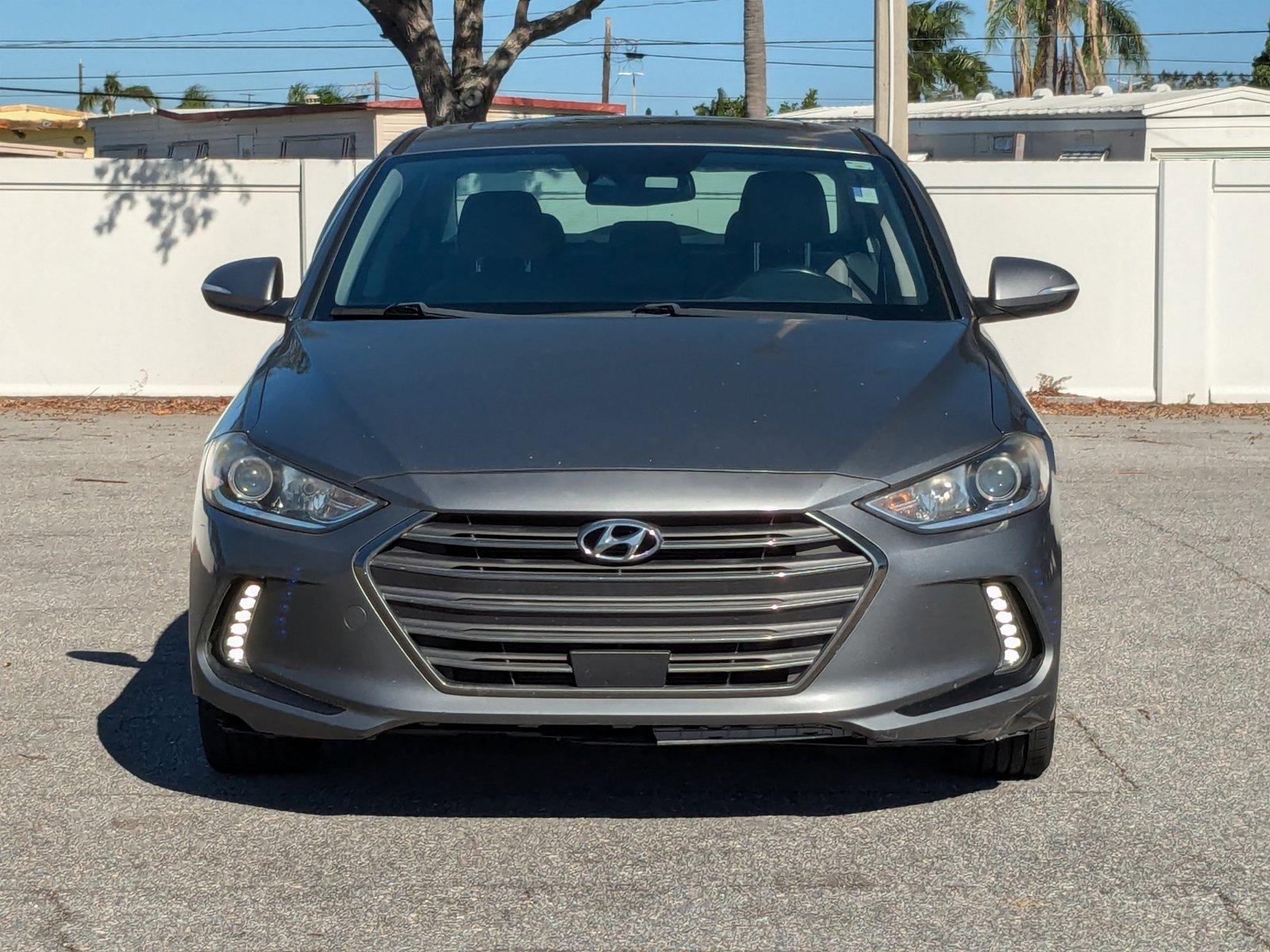 2017 Hyundai ELANTRA Vehicle Photo in St. Petersburg, FL 33713