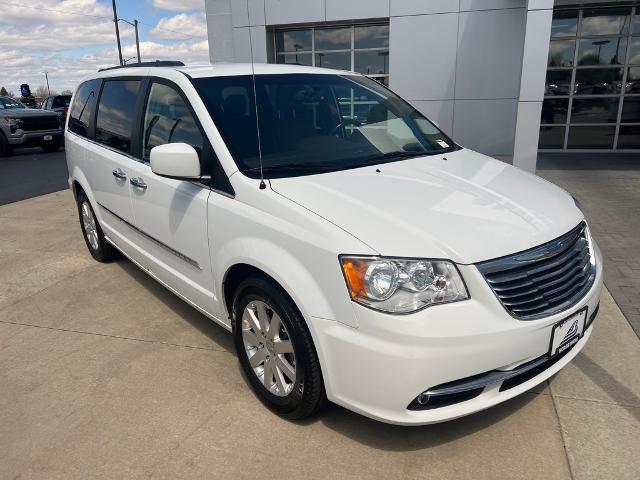 2015 Chrysler Town & Country Vehicle Photo in MANITOWOC, WI 54220-5838