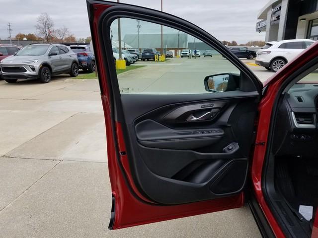 2024 GMC Terrain Vehicle Photo in ELYRIA, OH 44035-6349