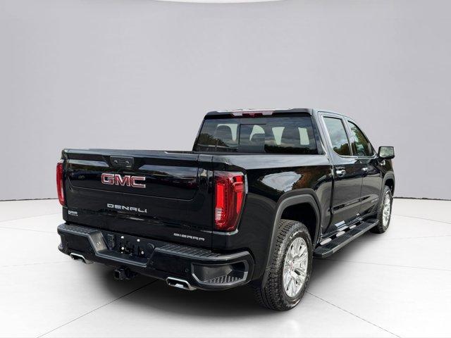 2024 GMC Sierra 1500 Vehicle Photo in LEOMINSTER, MA 01453-2952