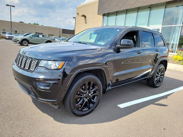 2018 Jeep Grand Cherokee Vehicle Photo in Philadelphia, PA 19116