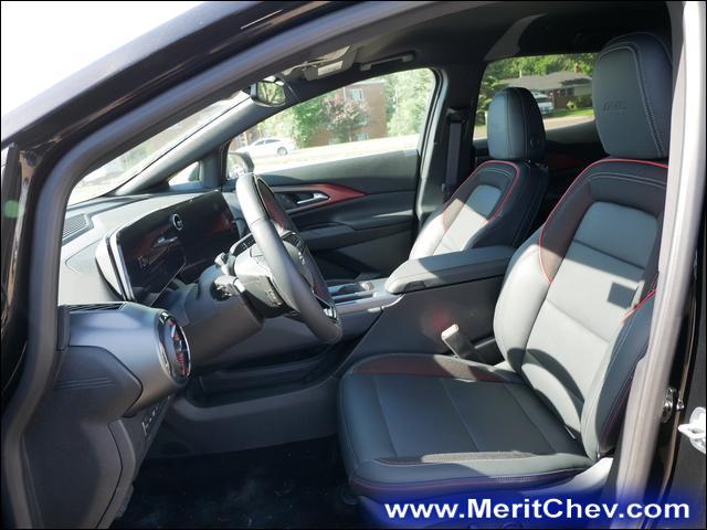 2024 Chevrolet Equinox EV Vehicle Photo in MAPLEWOOD, MN 55119-4794