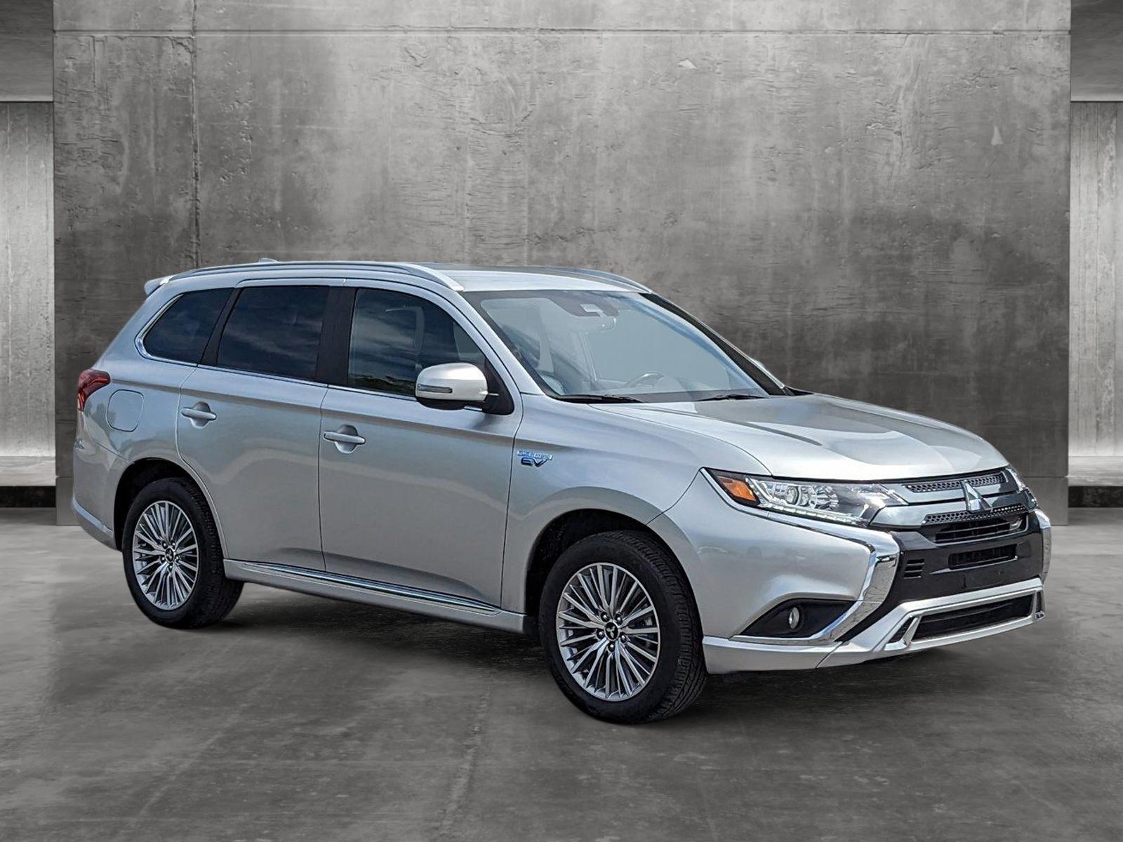 2022 Mitsubishi Outlander PHEV Vehicle Photo in Spokane Valley, WA 99212