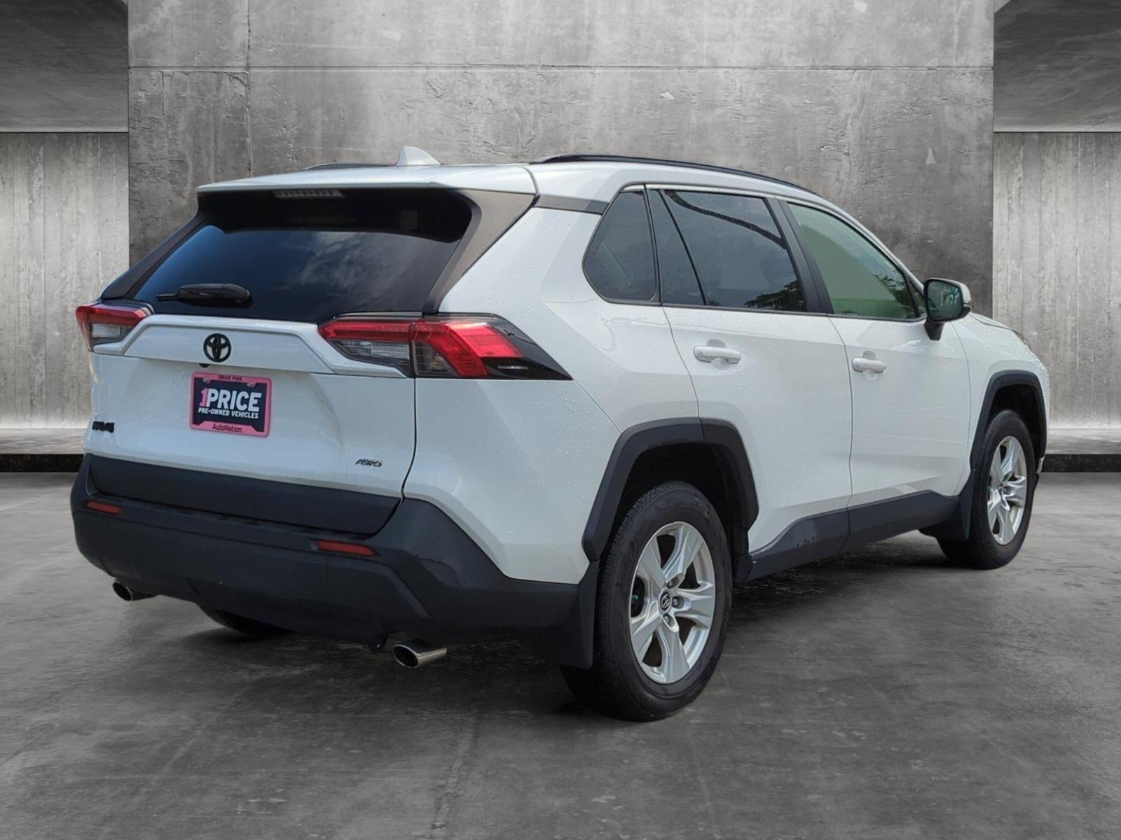 2019 Toyota RAV4 Vehicle Photo in Ft. Myers, FL 33907