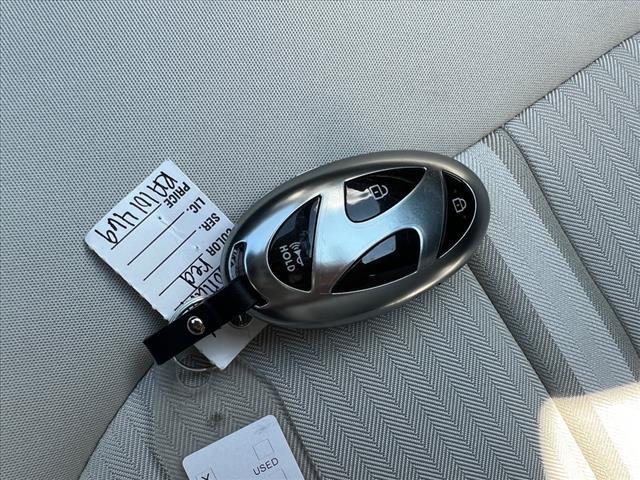 2024 Hyundai SONATA Hybrid Vehicle Photo in O'Fallon, IL 62269