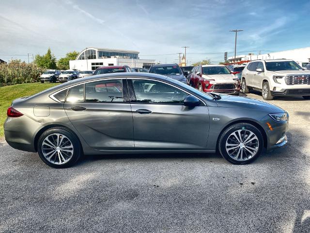 2019 Buick Regal Sportback Vehicle Photo in WILLIAMSVILLE, NY 14221-2883