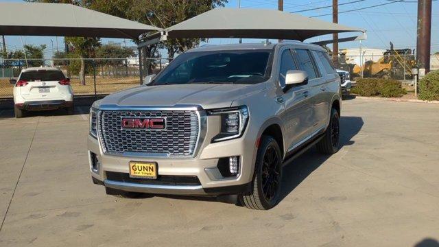 2022 GMC Yukon XL Vehicle Photo in SELMA, TX 78154-1460