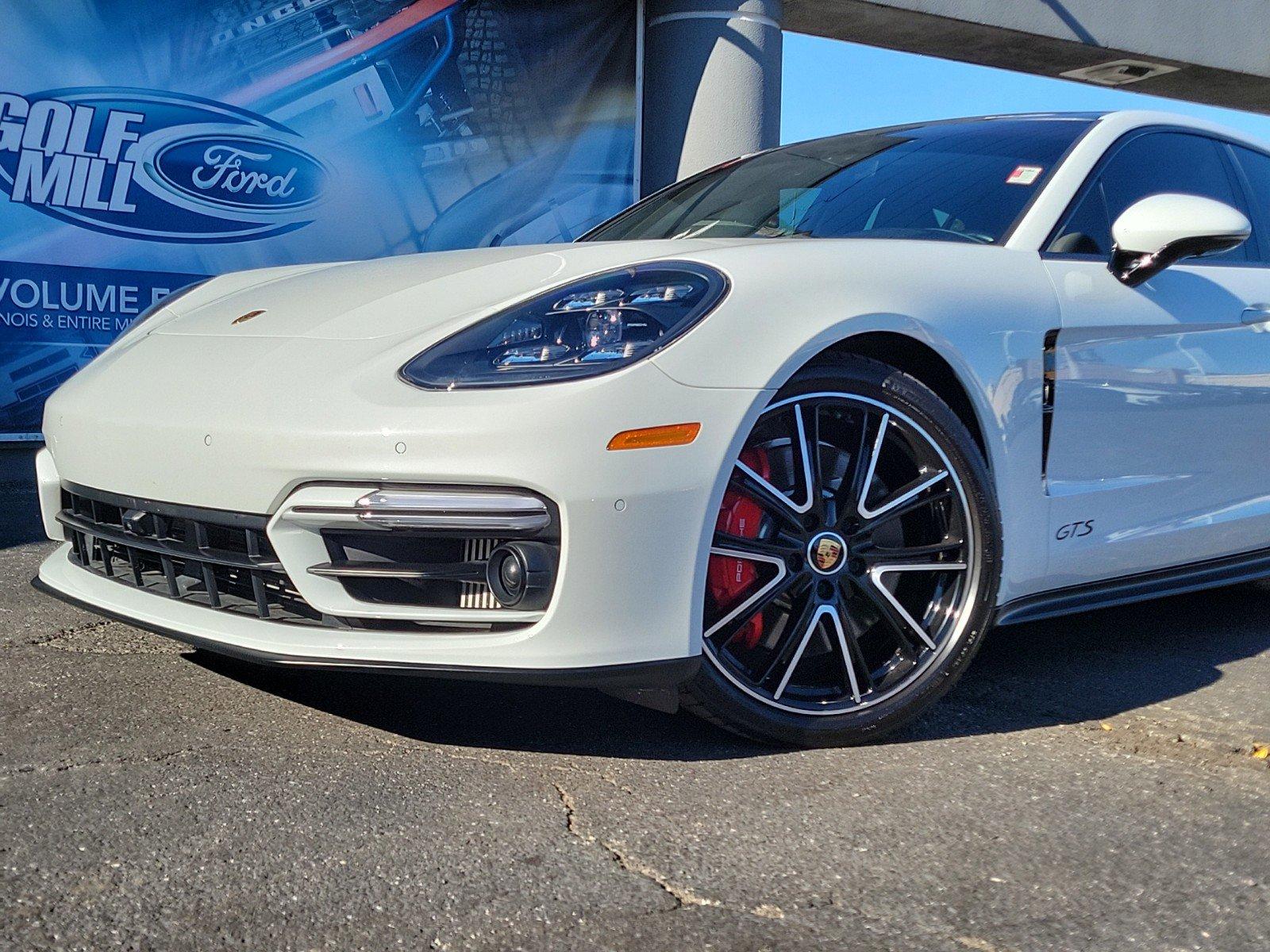 2021 Porsche Panamera Vehicle Photo in Saint Charles, IL 60174