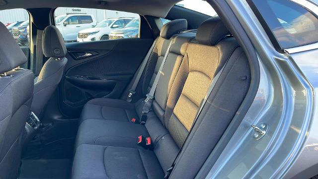 2025 Chevrolet Malibu Vehicle Photo in JOLIET, IL 60435-8135