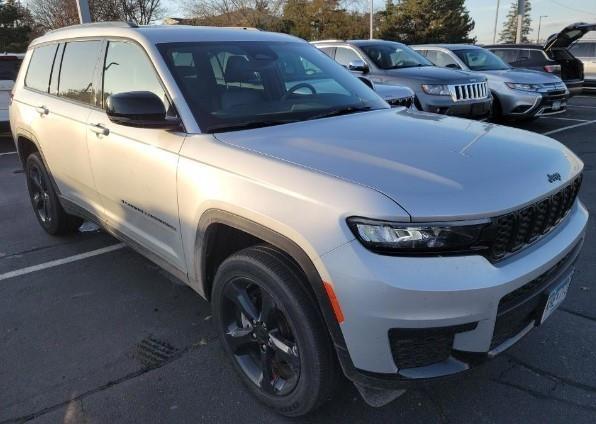 2023 Jeep Grand Cherokee L Vehicle Photo in Oshkosh, WI 54901