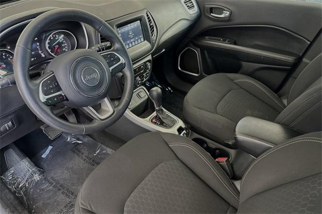 2018 Jeep Compass Vehicle Photo in ELK GROVE, CA 95757-8703