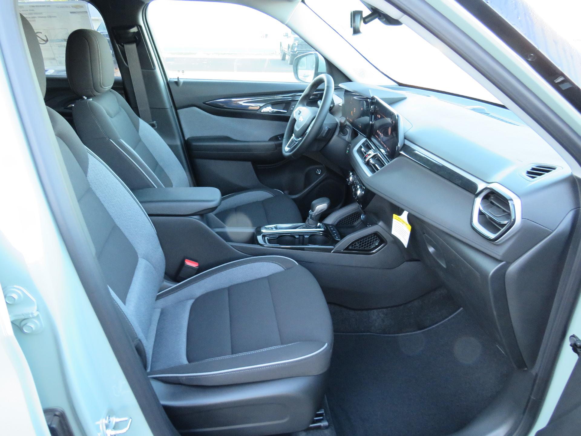 2025 Chevrolet Trailblazer Vehicle Photo in MAPLETON, IA 51034-1072