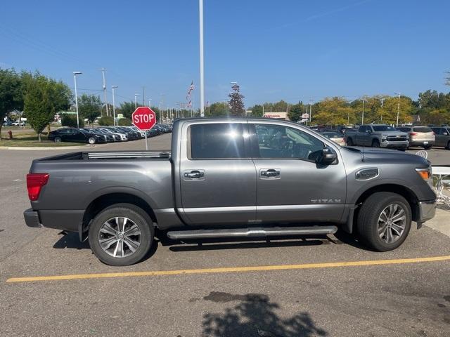 2017 Nissan Titan Vehicle Photo in GRAND BLANC, MI 48439-8139