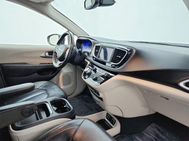 2020 Chrysler Pacifica Vehicle Photo in Grapevine, TX 76051