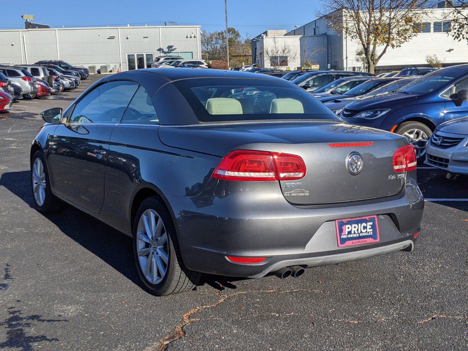 2013 Volkswagen Eos Vehicle Photo in Cockeysville, MD 21030