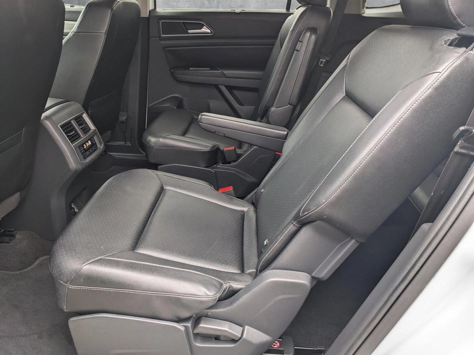 2019 Volkswagen Atlas Vehicle Photo in MIAMI, FL 33172-3015