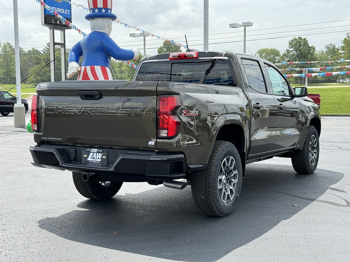 2024 Chevrolet Colorado Vehicle Photo in BOONVILLE, IN 47601-9633