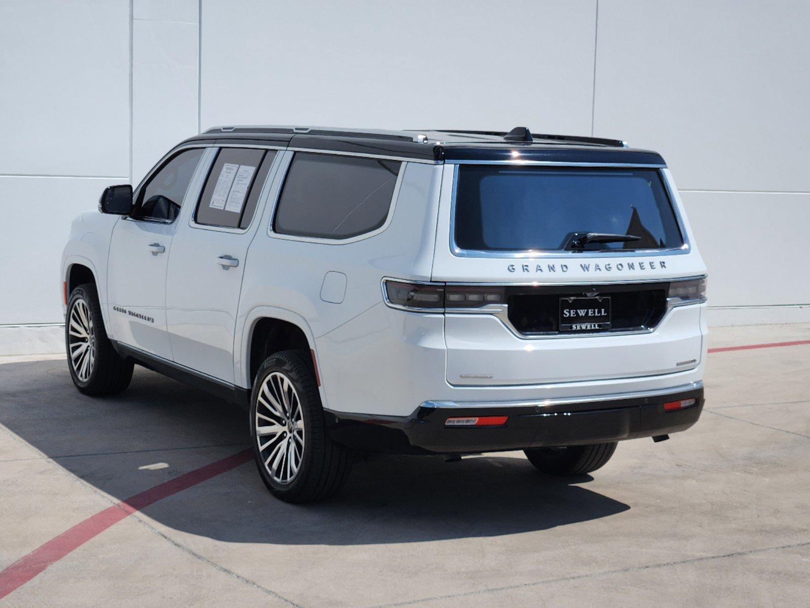 2023 Jeep Grand Wagoneer L Vehicle Photo in GRAPEVINE, TX 76051-8302