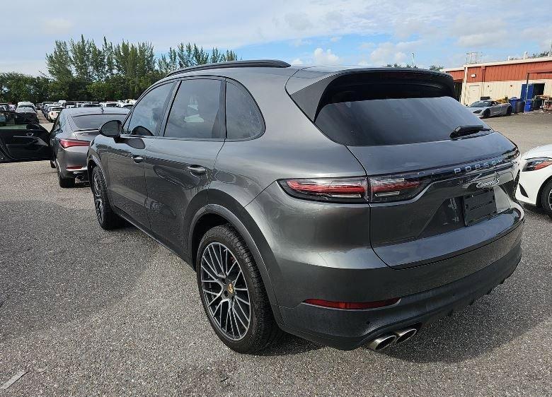 2019 Porsche Cayenne Vehicle Photo in Plainfield, IL 60586