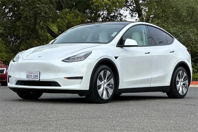 2020 Tesla Model Y Vehicle Photo in ELK GROVE, CA 95757-8703