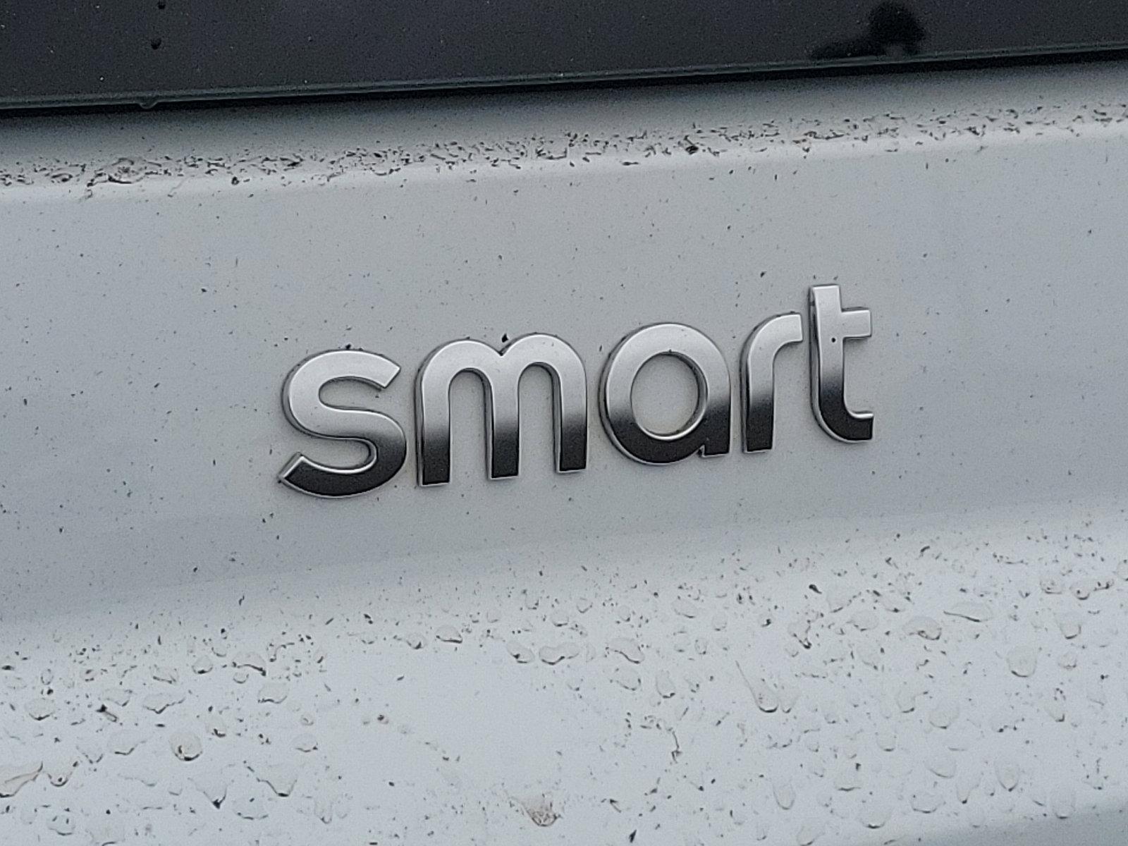 2015 smart fortwo electric drive Vehicle Photo in Trevose, PA 19053