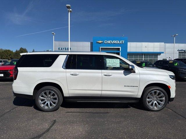 2024 Chevrolet Suburban Vehicle Photo in SAUK CITY, WI 53583-1301