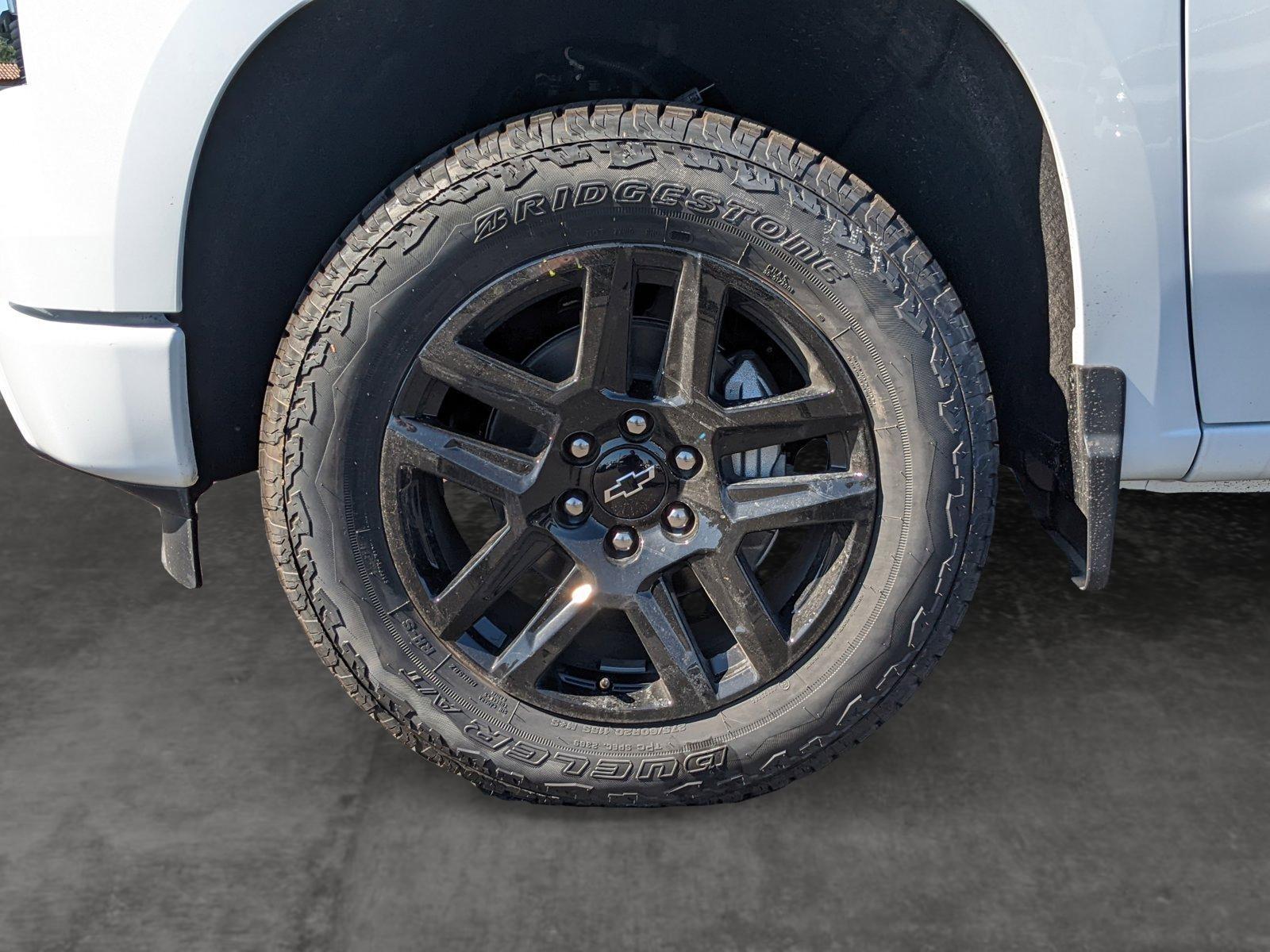 2024 Chevrolet Silverado 1500 Vehicle Photo in VALENCIA, CA 91355-1705