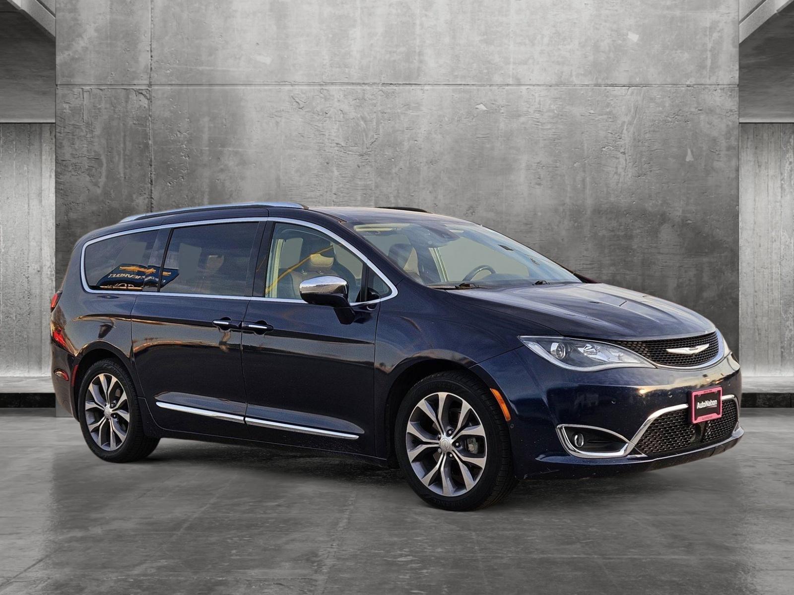 2017 Chrysler Pacifica Vehicle Photo in AMARILLO, TX 79103-4111