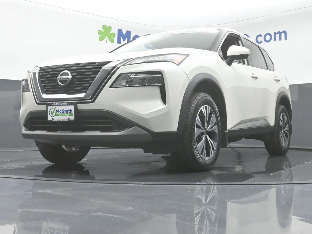 2021 Nissan Rogue Vehicle Photo in Cedar Rapids, IA 52402