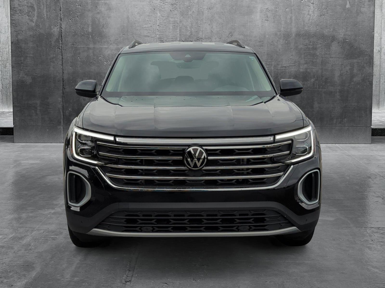 2024 Volkswagen Atlas Vehicle Photo in Tampa, FL 33614