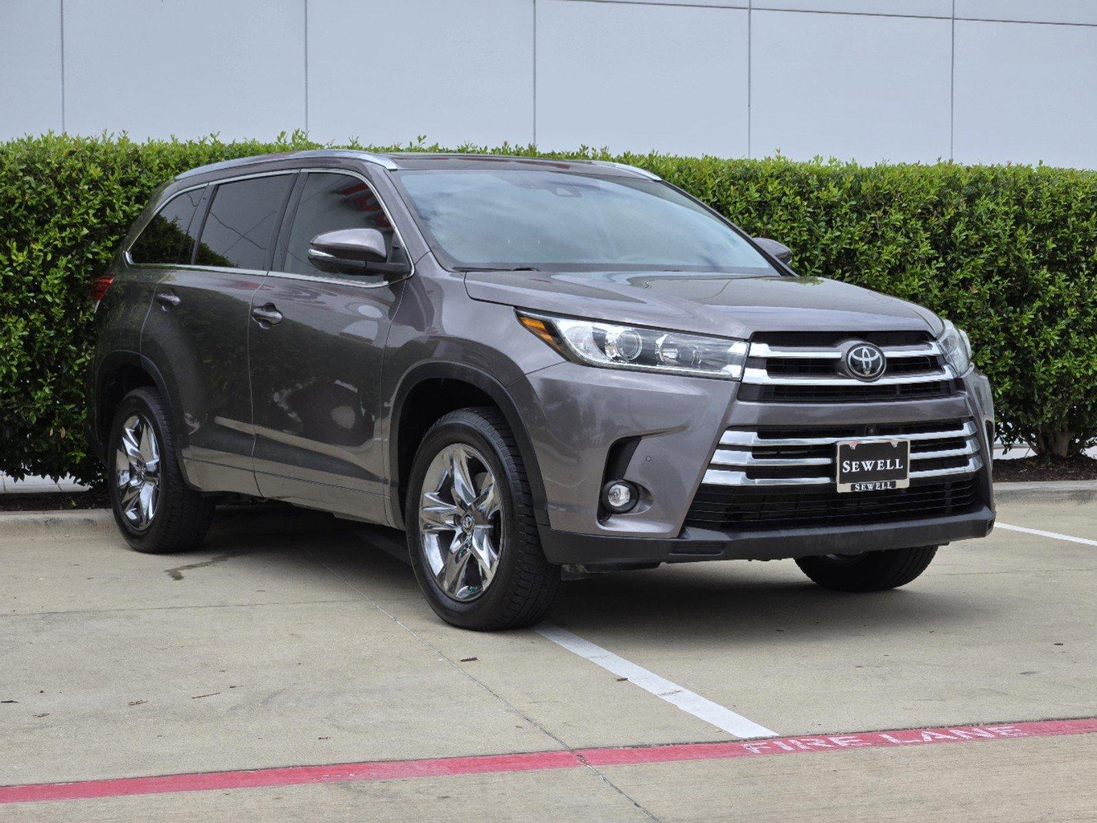 2019 Toyota Highlander Vehicle Photo in MCKINNEY, TX 75070