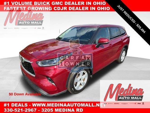 2021 Toyota Highlander Vehicle Photo in MEDINA, OH 44256-9631