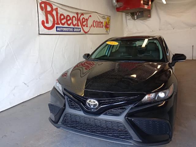 2021 Toyota Camry Vehicle Photo in RED SPRINGS, NC 28377-1640