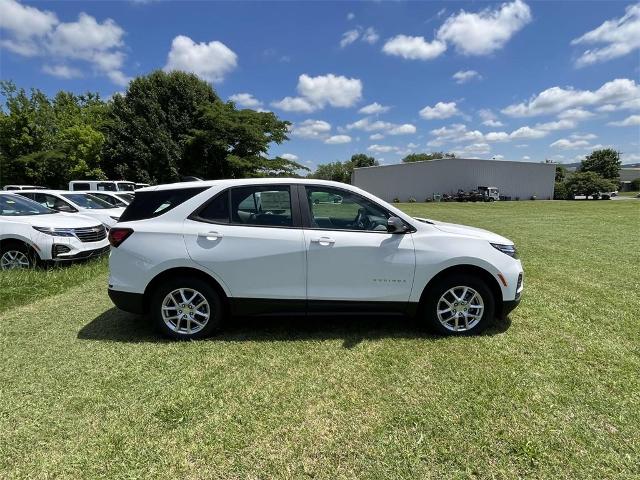 2024 Chevrolet Equinox Vehicle Photo in ALCOA, TN 37701-3235