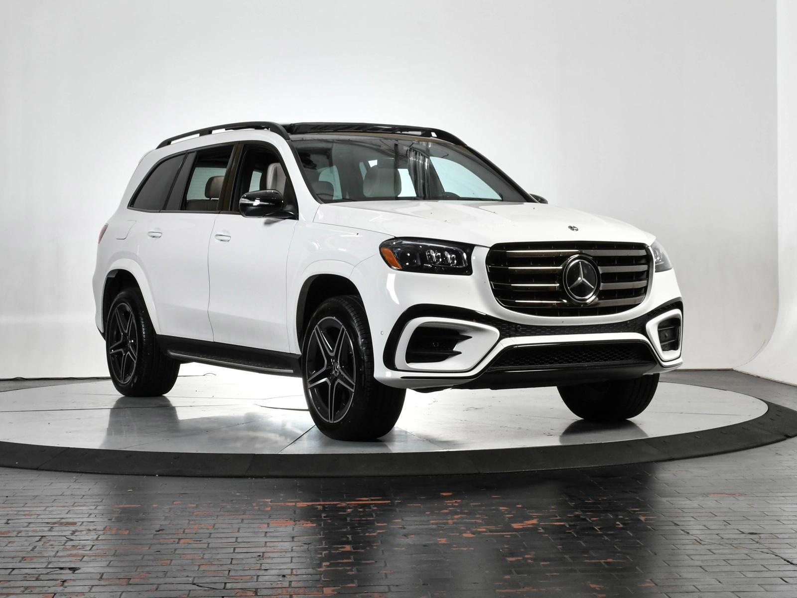 2024 Mercedes-Benz GLS Vehicle Photo in DALLAS, TX 75235