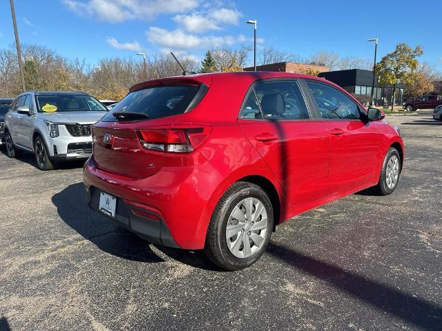 2020 Kia Rio 5-Door Vehicle Photo in Canton, MI 48188