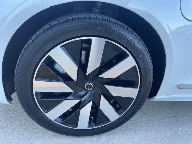 2025 Volvo S90 Plug-In Hybrid Vehicle Photo in Grapevine, TX 76051