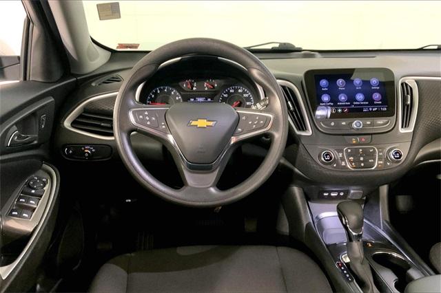 2024 Chevrolet Malibu Vehicle Photo in KANSAS CITY, MO 64114-4545