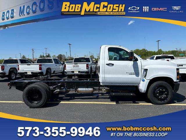 Select 2023 Chevrolet Silverado Chassis Cab