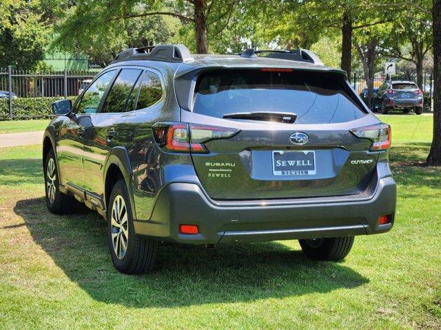 2025 Subaru Outback Vehicle Photo in DALLAS, TX 75209